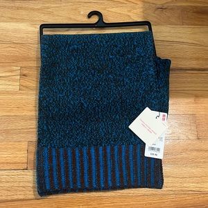Brand new scarf not used